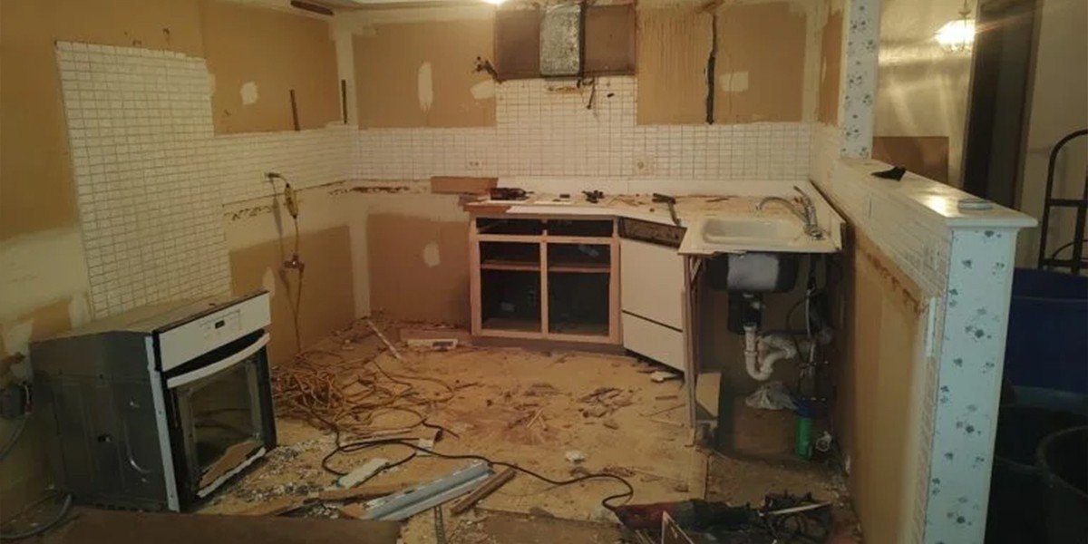 demolition contractors in Hickory Hills
